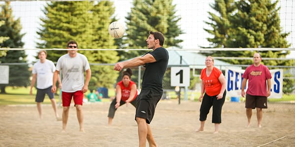 adult-volleyball-2