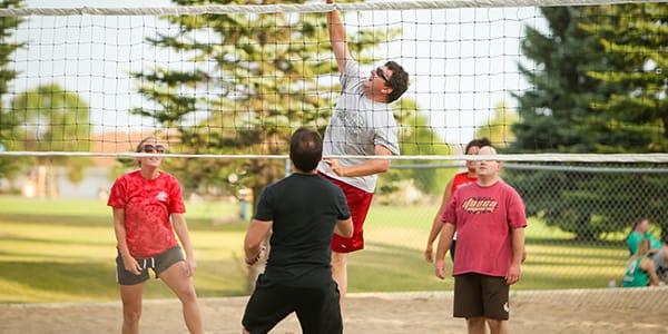 adult-volleyball-4